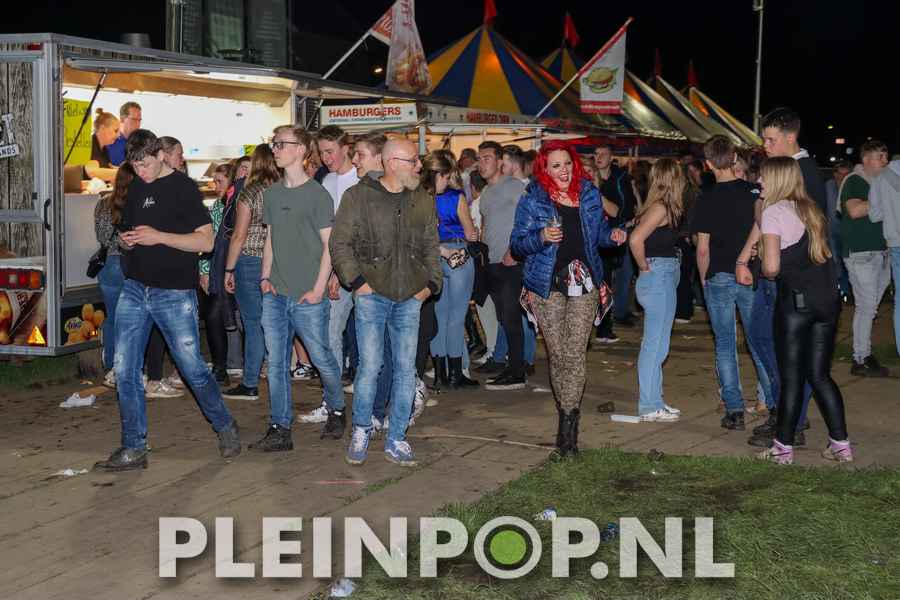 Publiek Zaterdag   (100)